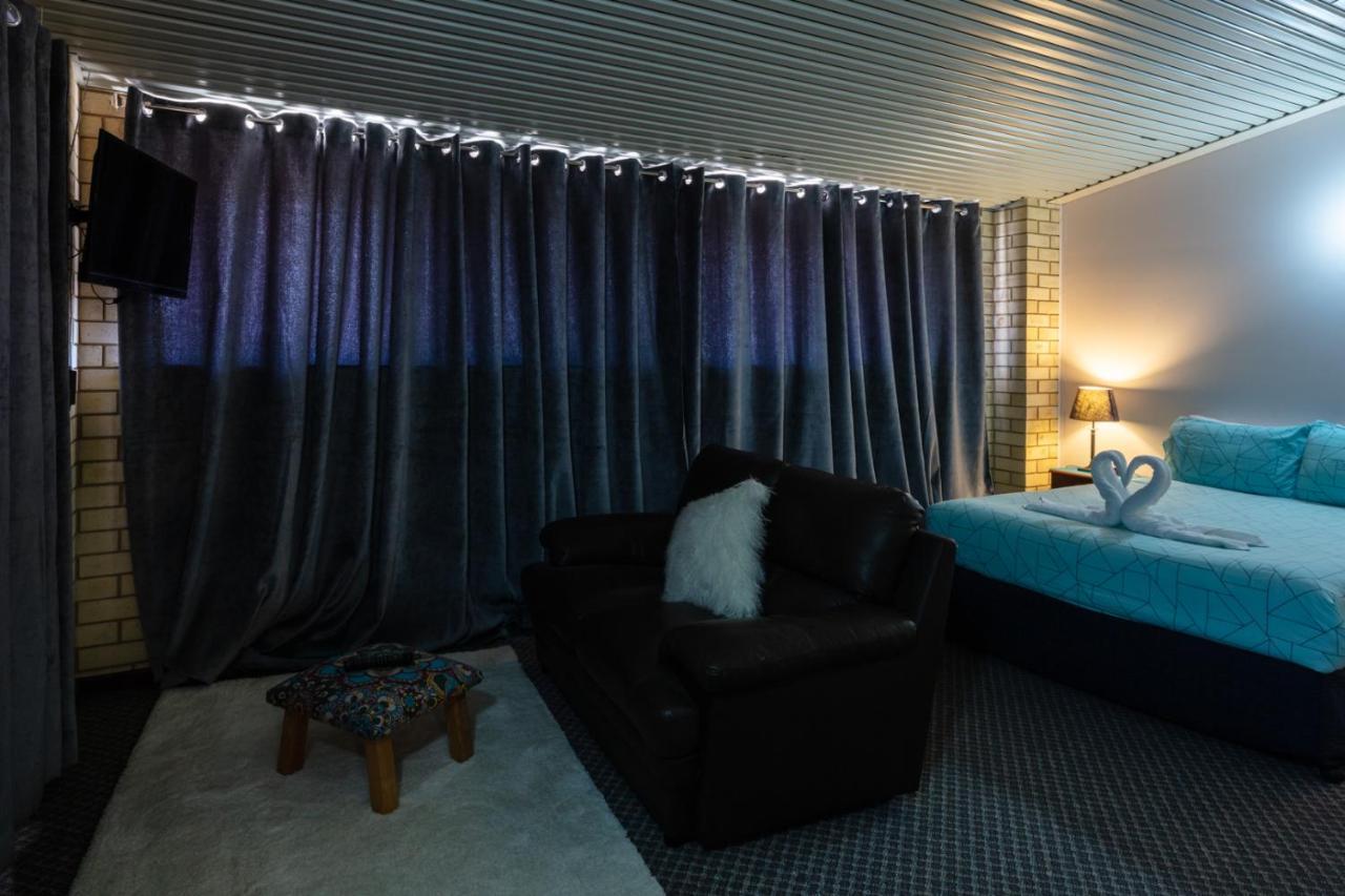Sails 3* Geraldton